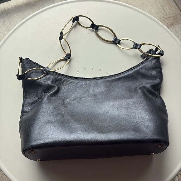 Vintage Gucci Heavy Chain Black Leather Shoulder Bag from Saks Fifth Avenue - Picture 4 of 12